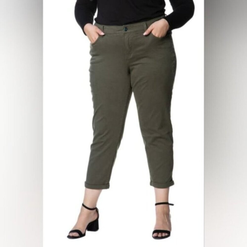 NWT In Every Story Crop Capri Olive Green Stretch Spring Jeans 22